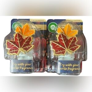 New & sealed set of 2 air wick freshener with removeable leaf decor clip